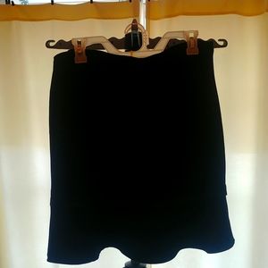 Fresh Black pencil skirt with ruffle bottom